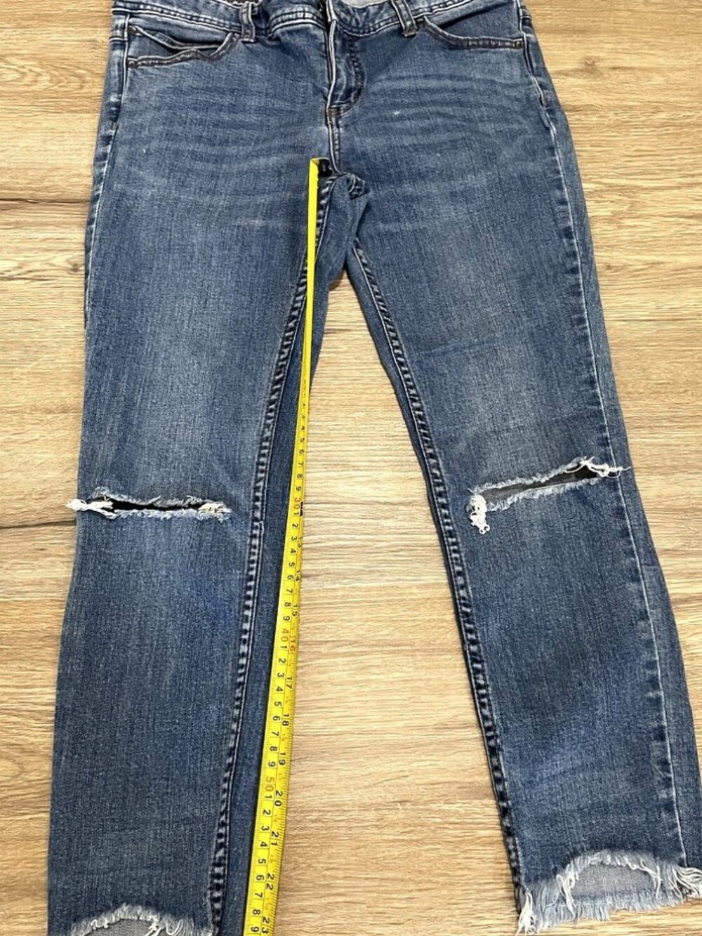 Free People Distressed Crop Jeans Ripped Knee 30